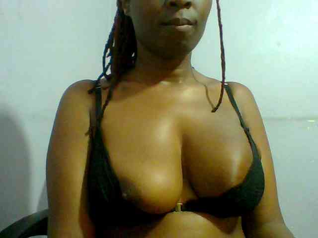 Sweet-petite Sweet-petite