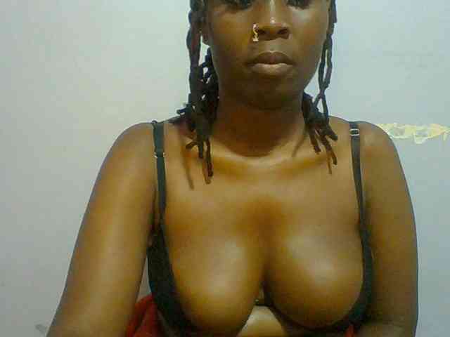Sweet-petite Sweet-petite