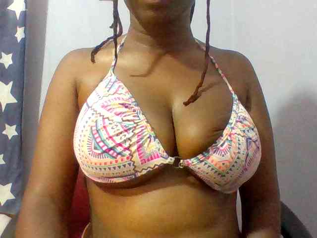 Sweet-petite Sweet-petite
