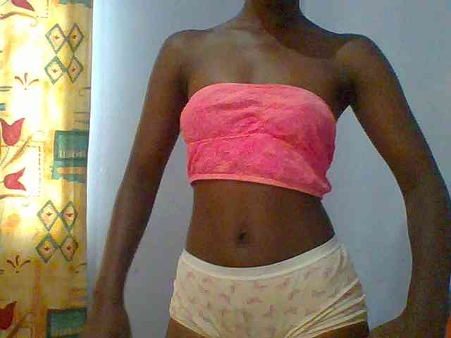 Sweet-petite Sweet-petite