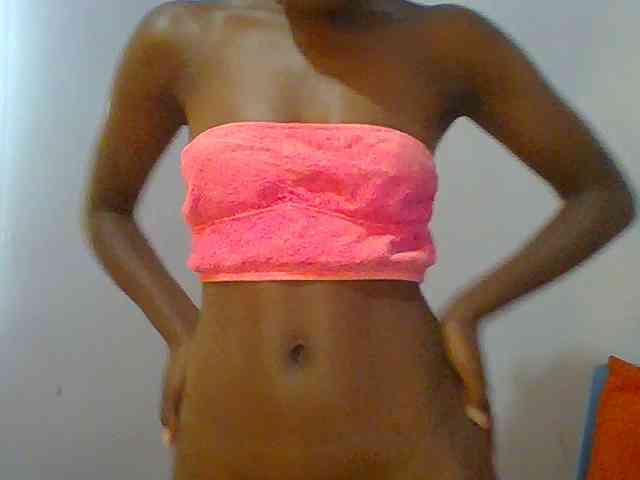 Sweet-petite webcam