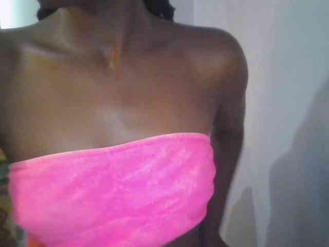 Sweet-petite webcam