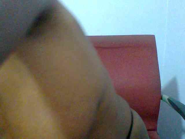 Sweet-petite webcam