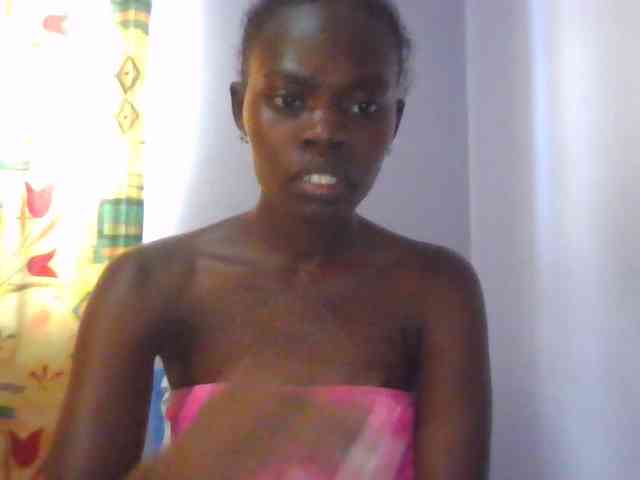 Sweet-petite webcam