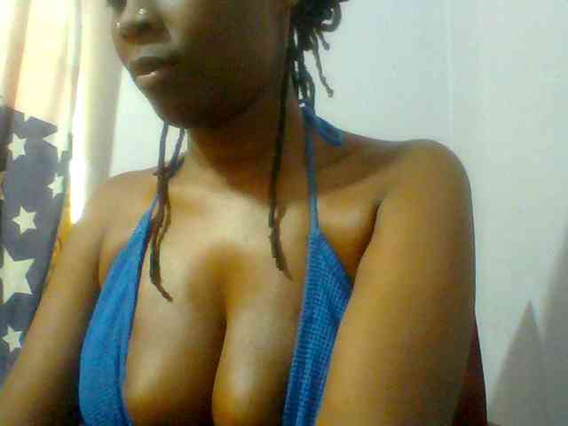 Sweet-petite Sweet-petite