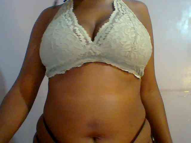 Sweet-petite Sweet-petite