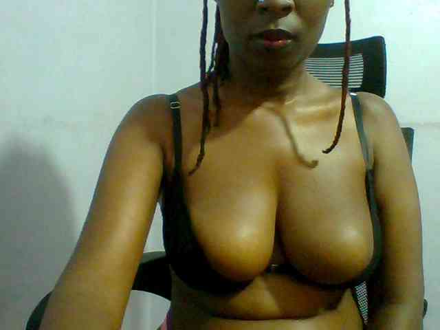 Sweet-petite Sweet-petite