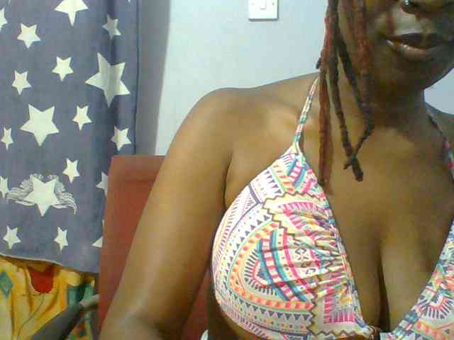 Sweet-petite webcam