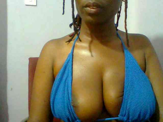 Sweet-petite Sweet-petite