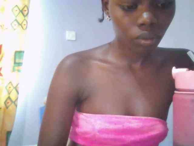 Sweet-petite webcam
