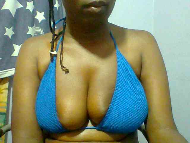 Sweet-petite webcam