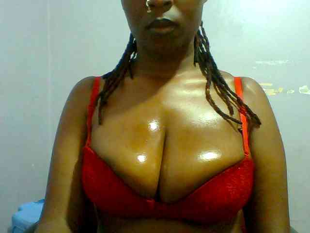Sweet-petite webcam