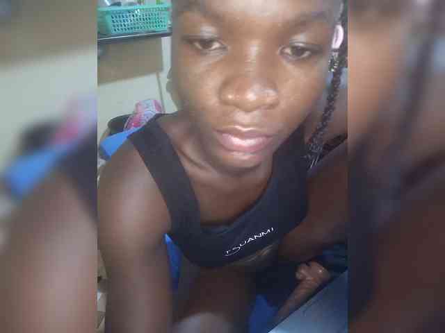 CuteHelsey webcam