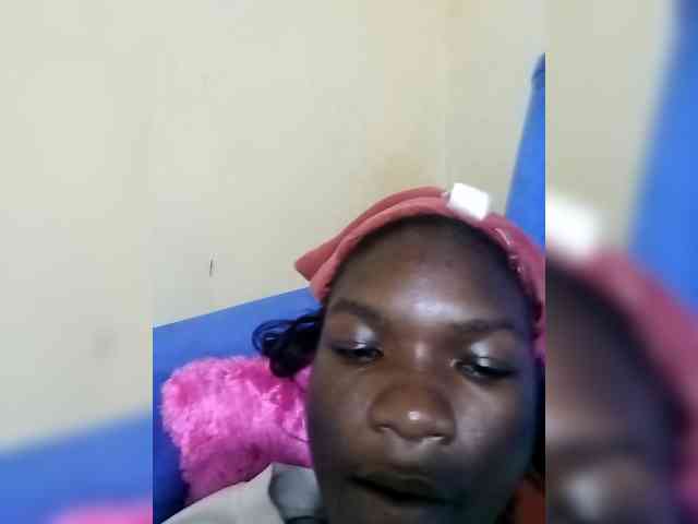 CuteHelsey webcam