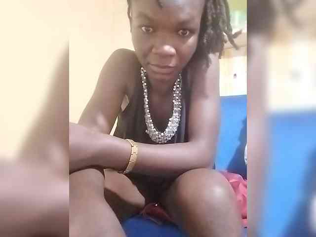 CuteHelsey webcam