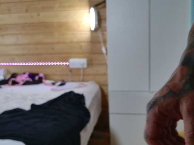 wild41 live cam on BongaCams