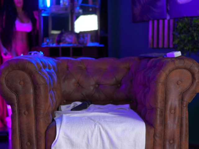 AstridVex's BongaCams show and profile