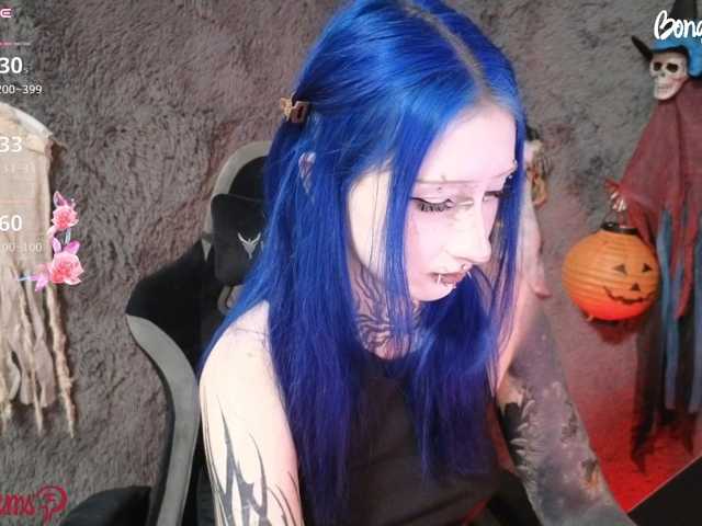 YoungAlice1 live cam on BongaCams