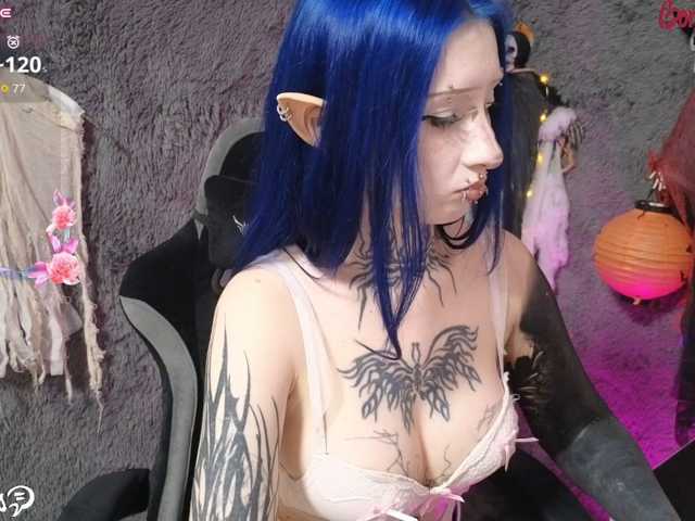 YoungAlice1 live cam on BongaCams