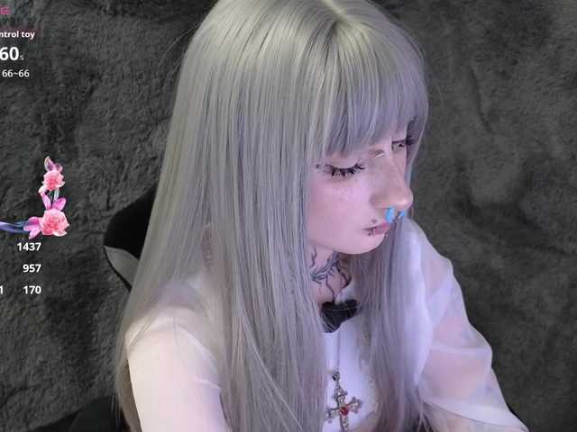 YoungAlice1's BongaCams show and profile