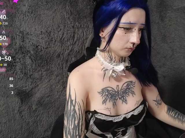 YoungAlice1 live cam on BongaCams