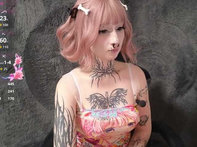 YoungAlice1 live cam on BongaCams