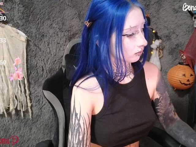 YoungAlice1 live cam on BongaCams