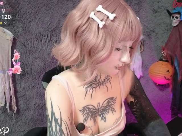 YoungAlice1 live cam on BongaCams