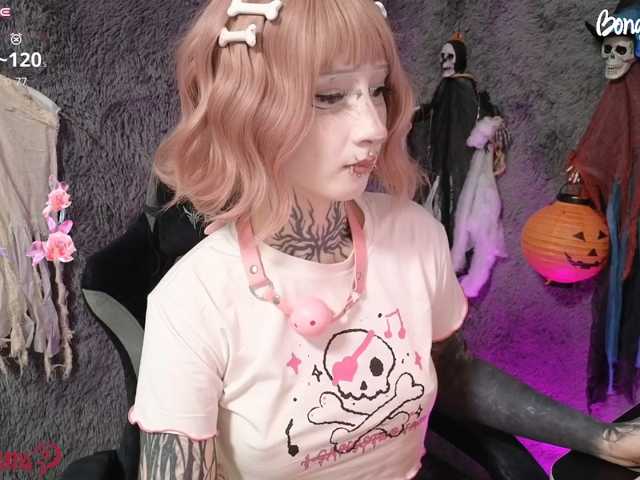 YoungAlice1 live cam on BongaCams