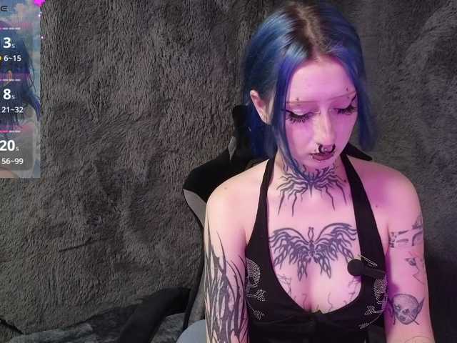 YoungAlice1 live cam on BongaCams