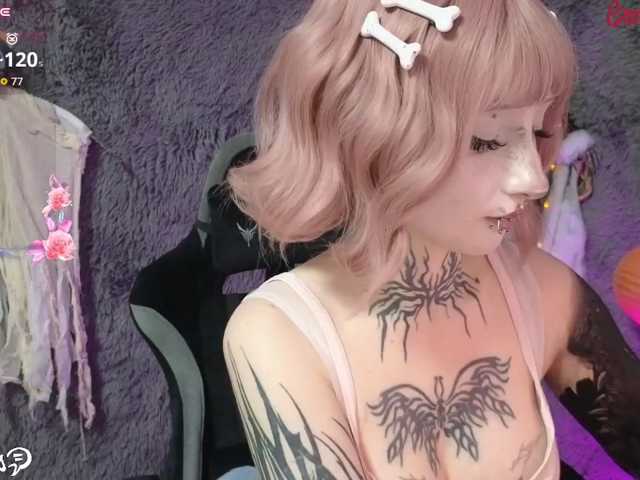 YoungAlice1 live cam on BongaCams