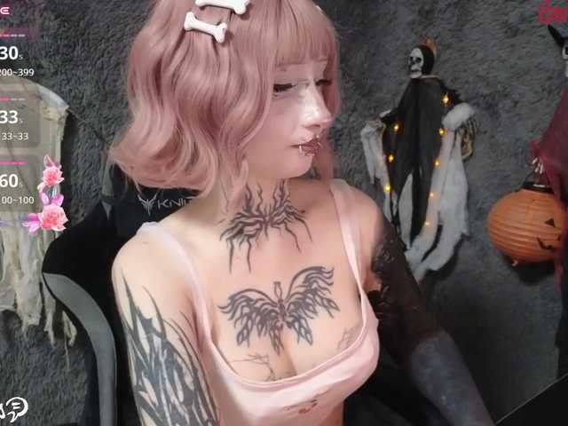 YoungAlice1 live cam on BongaCams