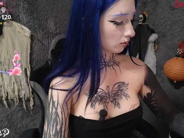 YoungAlice1 live cam on BongaCams