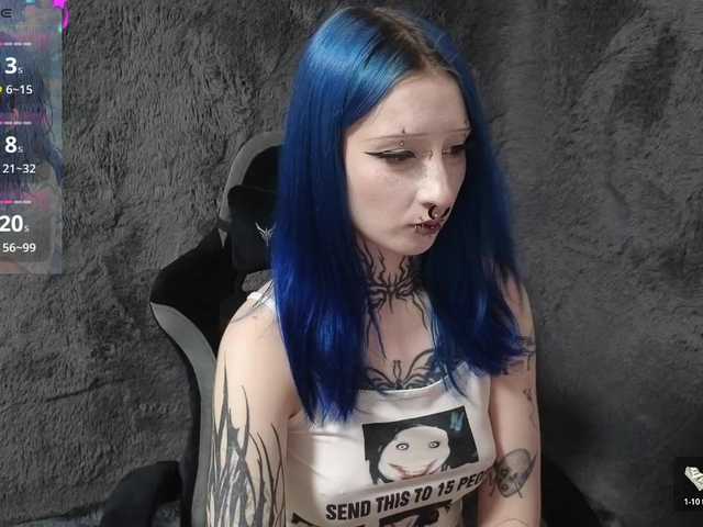 YoungAlice1 live cam on BongaCams