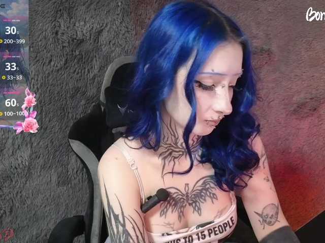 YoungAlice1 live cam on BongaCams