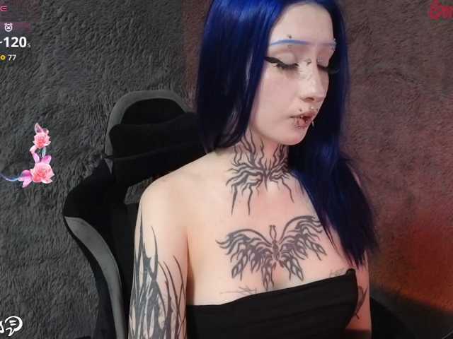 YoungAlice1, live now on BongaCams