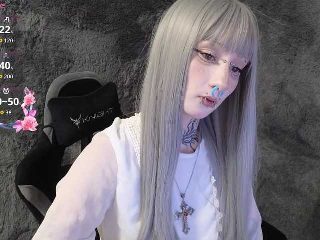 YoungAlice1's BongaCams show and profile