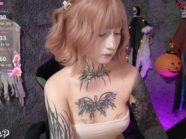YoungAlice1 live cam on BongaCams