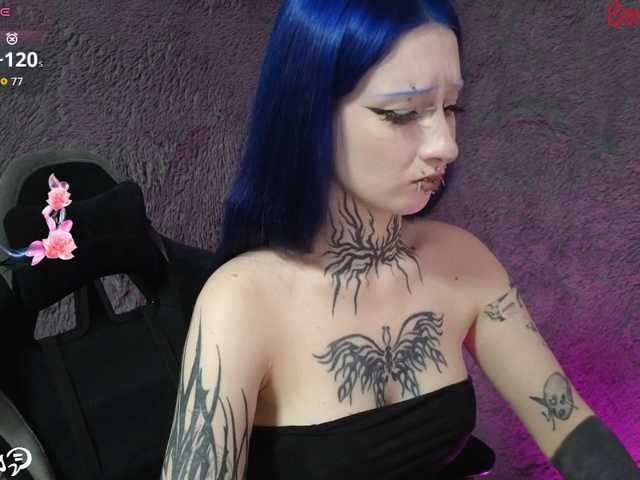 YoungAlice1, live now on BongaCams