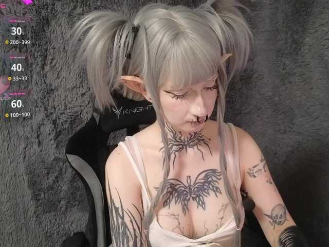 YoungAlice1 live cam on BongaCams