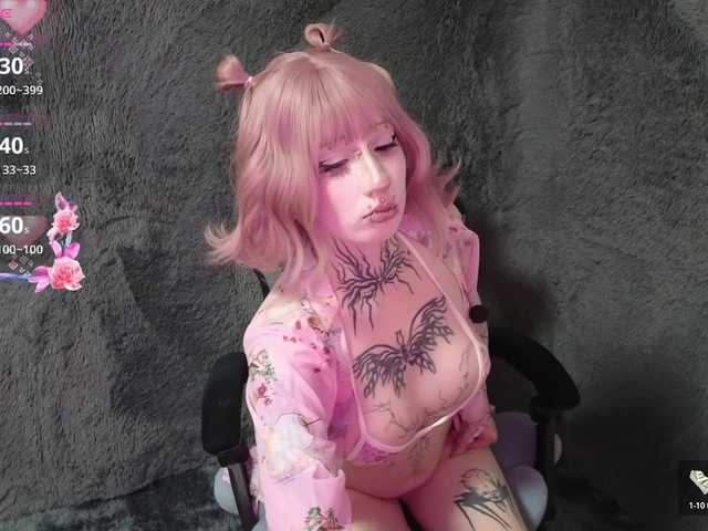 YoungAlice1 live cam on BongaCams