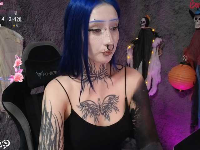 YoungAlice1 live cam on BongaCams