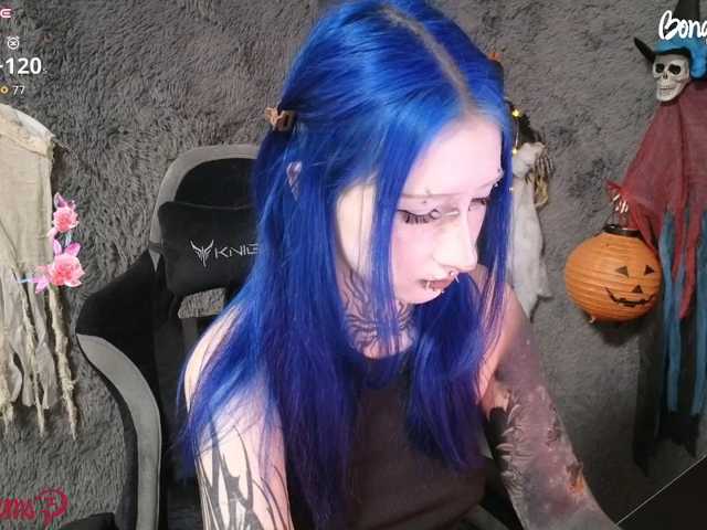 YoungAlice1 live cam on BongaCams
