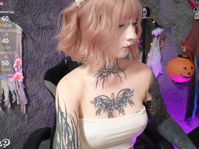 YoungAlice1 live cam on BongaCams