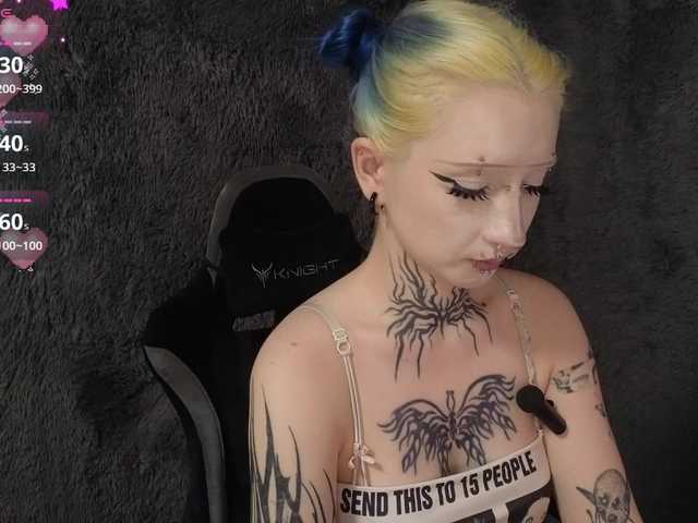 YoungAlice1 live cam on BongaCams