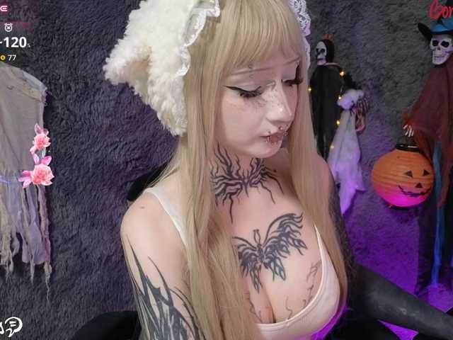 YoungAlice1 live cam on BongaCams