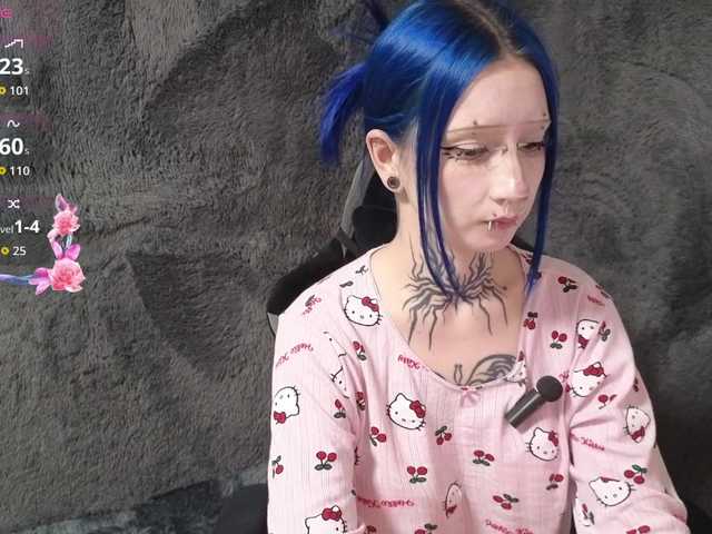 YoungAlice1 live cam on BongaCams