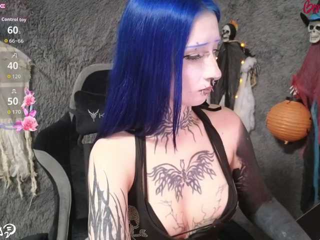 YoungAlice1 live cam on BongaCams