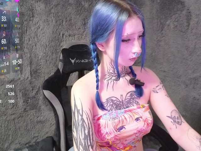 YoungAlice1 live cam on BongaCams