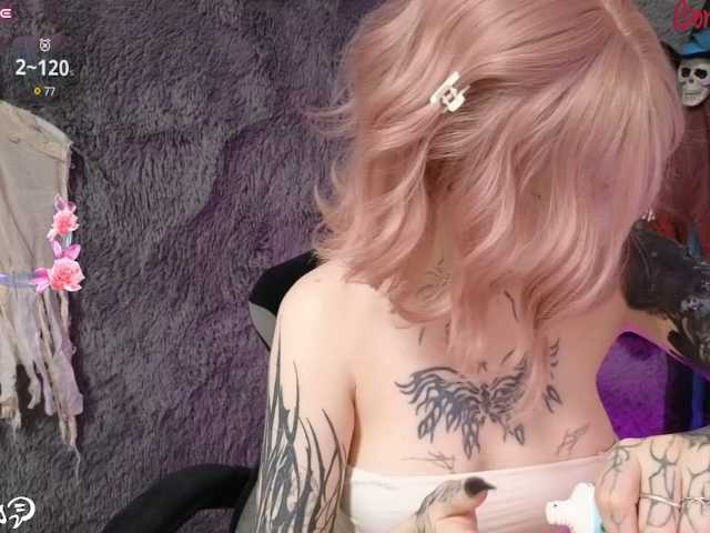YoungAlice1 live cam on BongaCams